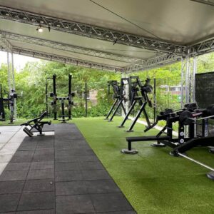 sportvloer-fitnessvloer-crossfitvloer-buiten-bosrubber