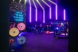 prachtige-sportschool-fitnessvloer-bosrubber-extreme-20mm